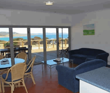 White Sands Estate - Whitsundays Accommodation 2