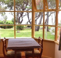 Anchlia Waterfront Cottage