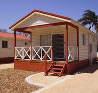 Outback Oasis Caravan Park - Whitsundays Accommodation