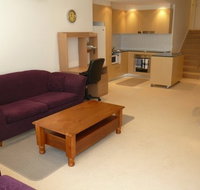 Canberra Wide Apartments - Metropolitan - Whitsundays Accommodation