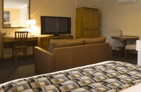 In Town Motor Inn - Whitsundays Accommodation 3
