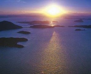 Coral Sea Vista Apartments - Whitsundays Accommodation 3