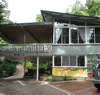 Tree Tops Lodge Cairns - Whitsundays Accommodation