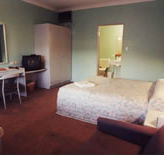 Banksia Motel - Whitsundays Accommodation
