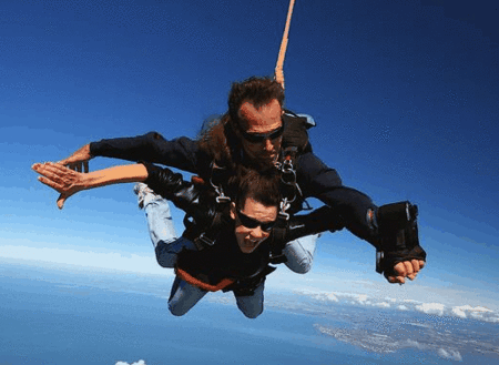 OzSkydiving - Whitsundays Accommodation