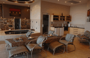 Breathtaker On High Spa Retreat - Whitsundays Accommodation 1