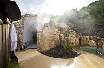 Peninsula Hot Springs - Whitsundays Accommodation 1