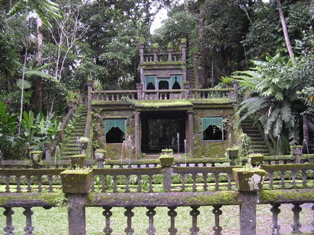 Paronella Park - Whitsundays Accommodation 0