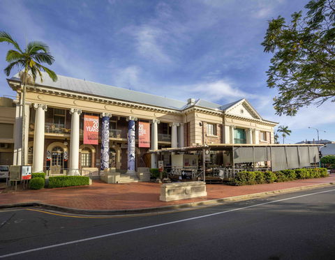 Cairns Regional Gallery - Whitsundays Accommodation 8