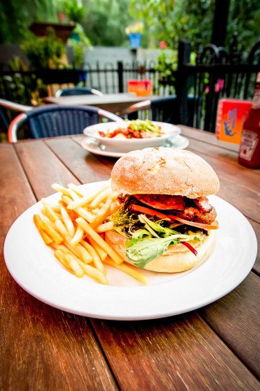 Outback Splash - Whitsundays Accommodation 2