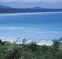 Bremer Beach - Whitsundays Accommodation