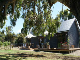 No. 58 Cellar Door & Gallery - Whitsundays Accommodation 0