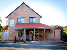 Ekhidna Wines - Whitsundays Accommodation 0