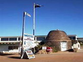 Andamooka Dukes Bottlehouse Museum - Whitsundays Accommodation 0