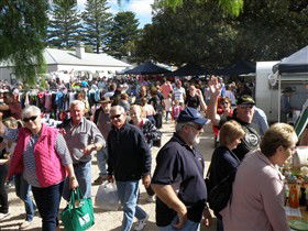 Stansbury Seaside Markets - Whitsundays Accommodation 0