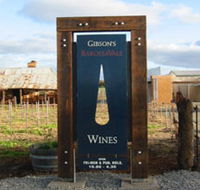 Gibson Wines - Whitsundays Accommodation