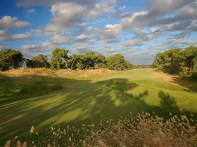 Royal Adelaide Golf Club - Whitsundays Accommodation 0