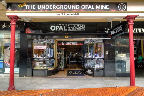 Unique Opal And Diamond Mine  - The Underground Opal Mine - Whitsundays Accommodation 2
