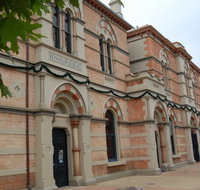 Riddoch Art Gallery - Whitsundays Accommodation