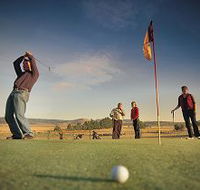 Ratho Farm  Golf - Whitsundays Accommodation