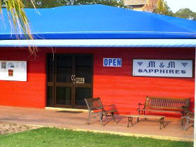 M And M Sapphires - Whitsundays Accommodation 0