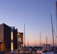 Queenscliff Harbour - Whitsundays Accommodation