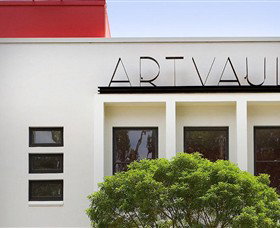 The Art Vault - Whitsundays Accommodation 0