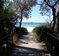 Greenfields Beach - Whitsundays Accommodation