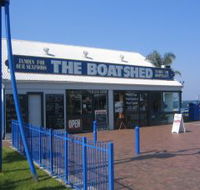 Innes Boatshed - Whitsundays Accommodation