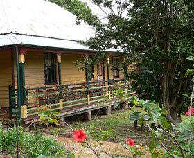 Douglas Vale Historic Homestead & Vineyard - Whitsundays Accommodation 4