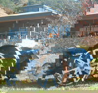 Lake George Winery - Whitsundays Accommodation
