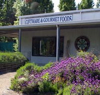 Crisp Galleries - Whitsundays Accommodation
