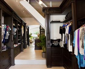 IV COLLECTIVE - Whitsundays Accommodation 0