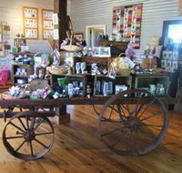 Emu Bay Lavender - Whitsundays Accommodation