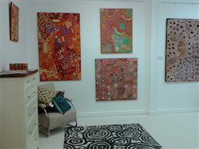 Kiri Kiri Art - Whitsundays Accommodation 2