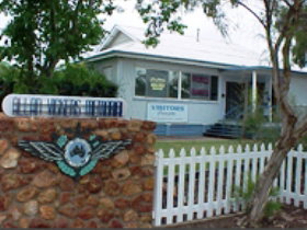 Charleville - Royal Flying Doctor Service Visitor Centre - Whitsundays Accommodation 3