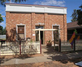 Balranald Heritage Trail - Whitsundays Accommodation 1