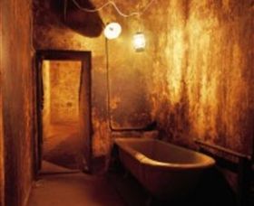 J Ward Museum - Whitsundays Accommodation 4