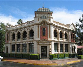 Moree Plains Gallery - Whitsundays Accommodation 1