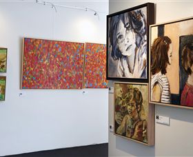 Gallery On Sturt - Whitsundays Accommodation 3