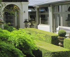 Duneira, Mt Macedon - Whitsundays Accommodation 6