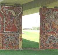 Cowra Bridge Pylons - Whitsundays Accommodation