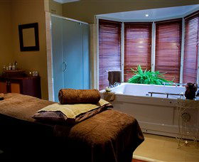 Yindi Day Spa - Whitsundays Accommodation 1