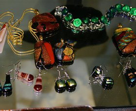 The Glass Gallery - BS Glass Art - Whitsundays Accommodation 4