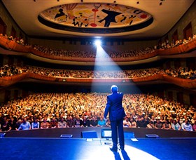 Sydney Lyric - Whitsundays Accommodation 1