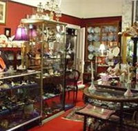 Nerilee Antiques - Whitsundays Accommodation