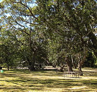 Seven Mile Beach National Park - Whitsundays Accommodation
