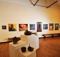 Blue Knob Hall Gallery and Cafe - Whitsundays Accommodation