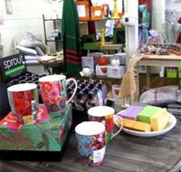 The Famous Tinonee Cafe and Gift Shop - Whitsundays Accommodation