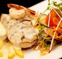 Manning River Hotel - Whitsundays Accommodation